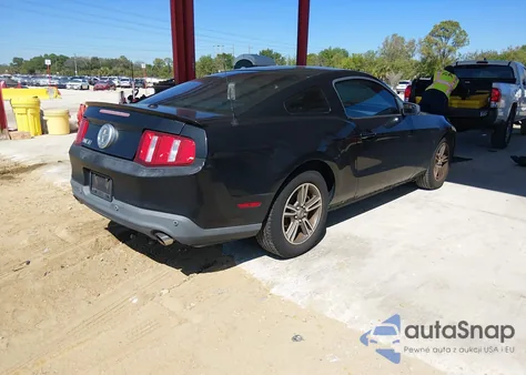 2012 Ford Mustang V6 Premium z USA, uszkodzony, nr VIN 1ZVBP8AM2C5234147